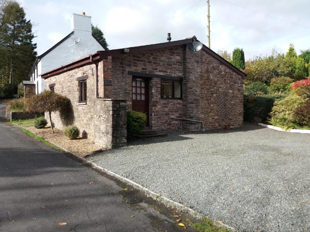 Auld Ffynnon Villa เบรคอน ภายนอก รูปภาพ